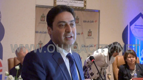 عمر حجيرة يوضح مضامين الاتفاقية الموقعة بينه وبين مارتين اوبري بوجدة VIDEO